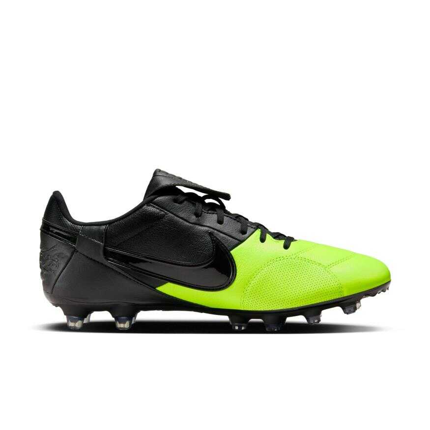 The Nike Premier III Fg Erkek Krampon