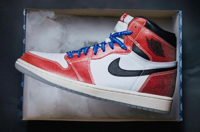 Trophy Room x Air Jordan 1 OG İle Zamanda Yolculuk